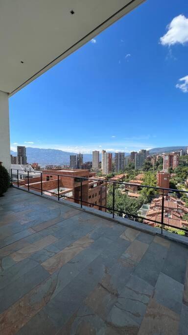 Apartament Apartamento De Lujo Con La Mejor Vista De Medellín Zewnętrze zdjęcie