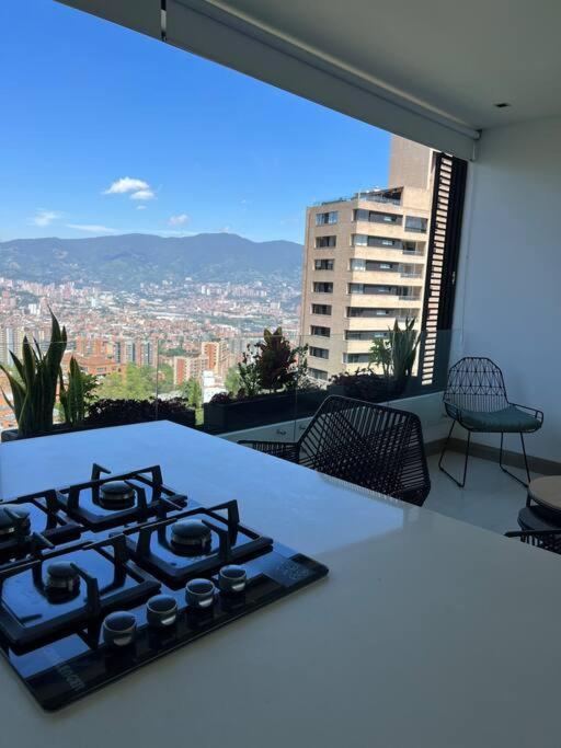 Apartament Apartamento De Lujo Con La Mejor Vista De Medellín Zewnętrze zdjęcie