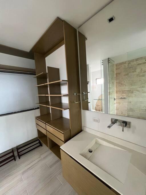 Apartament Apartamento De Lujo Con La Mejor Vista De Medellín Zewnętrze zdjęcie